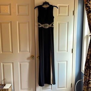 B. Darlin Black Full Length Prom Dress Size 5/6